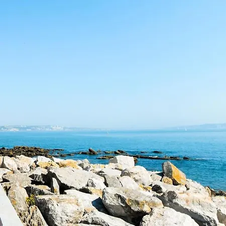 Oceanview 4 U - Close To Lisbon! Lejlighed *